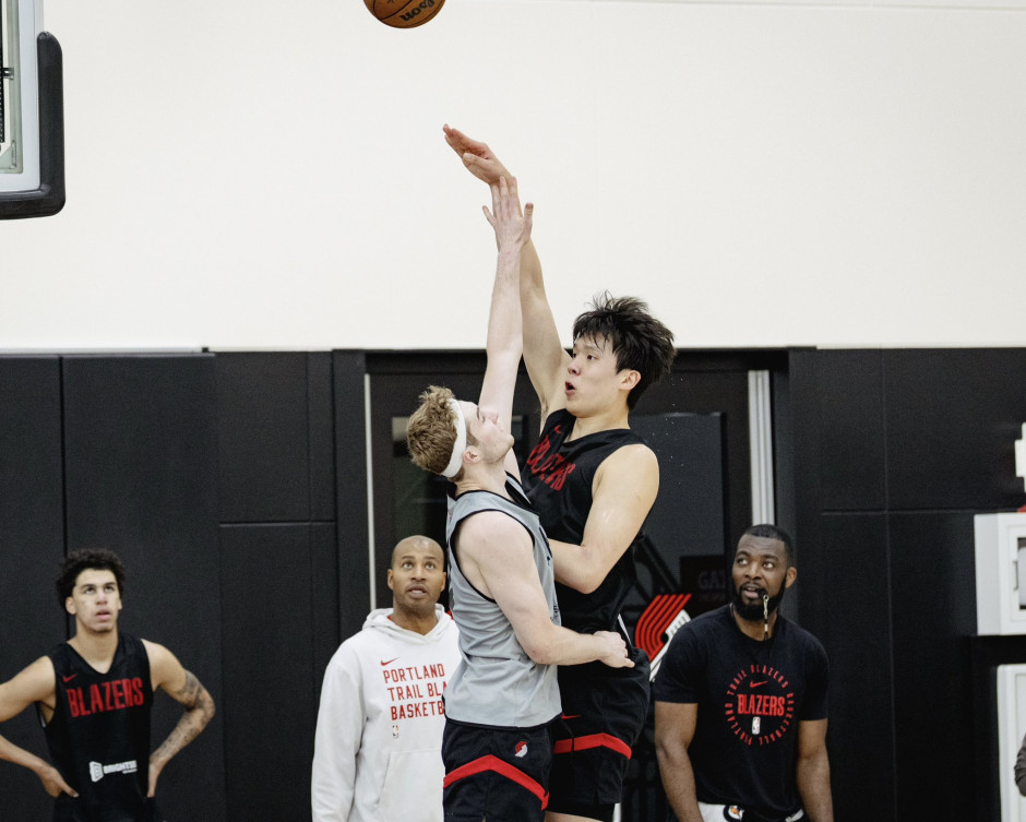 这个孩子打, 特别看好他 这个孩子打, 特别看好他