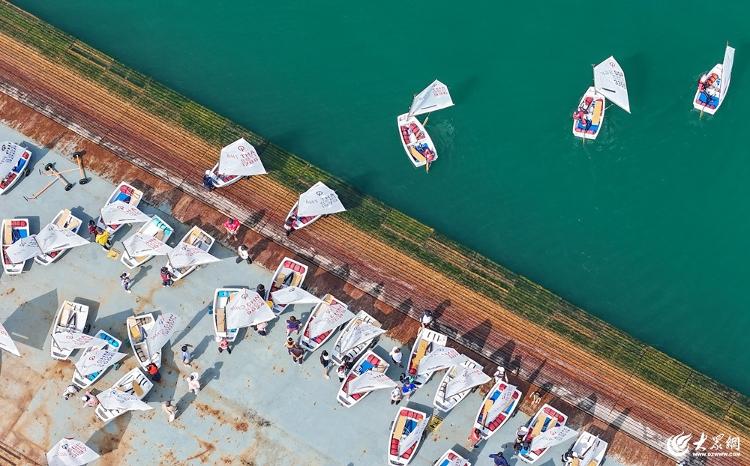 帆船选手奥, 青岛, stron